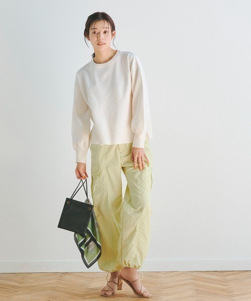 Droite lautreamont(ドロワットロートレアモン)の「カラースウェットライクニット《手洗い可能》(ニット/セーター・レディース・ブルー/オフホワイト/ブラック/ピンク/イエロー・M)」の15枚目の写真