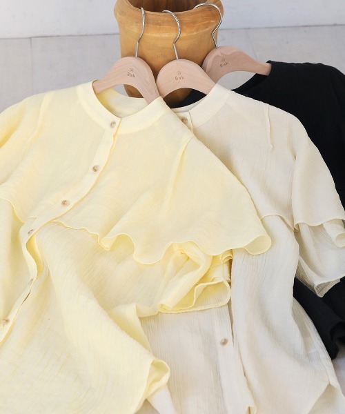 Bab(バブ)の「ラッフルハーフスリーブブラウス(シャツ/ブラウス・レディース・イエロー/ブラック/アイボリー・M)」の18枚目の写真