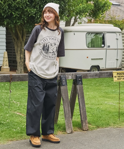 MONO-MART LADY'S(モノマートレディース)の「フォレストグラフィックスーベニアラグランTシャツ(Tシャツ/カットソー・レディース・チャコール/グリーン/ネイビー・FREE)」の16枚目の写真