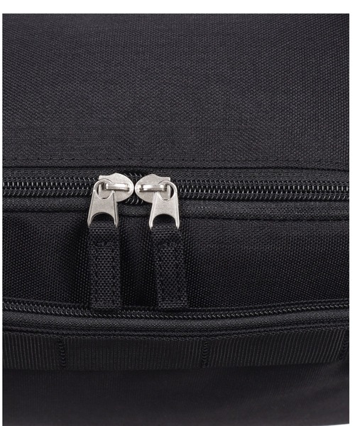 World Traveler(ワールドトラベラー)の「World Traveler(ワールドトラベラー) ショルダーバッグ ルトン A4サイズ収納可 13.3inchPC収納 No.17251(ショルダーバッグ・メンズ・ネイビー/ブラック/カーキ・FREE)」の6枚目の写真