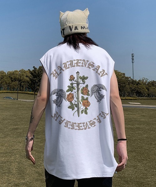 MGV(エムジーヴィー)の「フロントロゴイラストノースリーブ(タンクトップ・メンズ・ホワイト/ブラック/グレー・MEDIUM/LARGE/X-LARGE)」の2枚目の写真