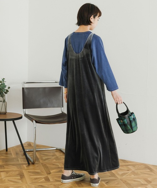 URBAN RESEARCH(アーバンリサーチ)の「ベロアジャンパーワンピース(ワンピース・レディース・ダークブラウン/グレー系その他・FREE)」の14枚目の写真