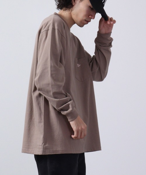 BALL(ボール)の「BALL ヘビーウェイトポケ付きロングスリーブBIGTシャツ(Tシャツ/カットソー・メンズ・ホワイト/オフホワイト/モカ/ブルー/ブラック×レッド/チャコール/ブラック×ブラック・M/L/LL/S)」の20枚目の写真