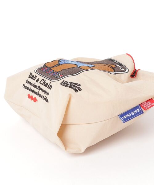 DOUBLE STANDARD CLOTHING（ダブルスタンダードクロージング）の「Ball&Chain / スマホ×ベアショルダーバッグ（ショルダーバッグ・レディース・ベージュ・FREE）」の8枚目の写真