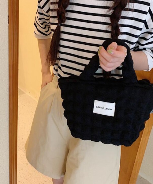 VIBGYOR Women(ヴィブジョー ウィメン)の「【float】ポコポコ ポップコーン ミニトートバッグサブバッグ 【7色展開】 (チャック付き)(トートバッグ・レディース・オフホワイト/ラベンダー/ミント/ブラック/サックスブルー/ライトピンク/マスタード・FREE)」の2枚目の写真