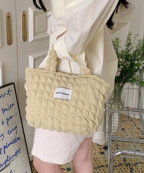 VIBGYOR Women(ヴィブジョー ウィメン)の「【float】ポコポコ ポップコーン ミニトートバッグサブバッグ 【7色展開】 (チャック付き)(トートバッグ・レディース・オフホワイト/ラベンダー/ミント/ブラック/サックスブルー/ライトピンク/マスタード・FREE)」の8枚目の写真