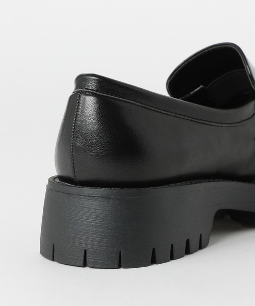 LAKOLE（ラコレ）の「タッセルタンクソールローファー / 970250（ローファー・レディース・ブラック/ブラウン・MEDIUM/LARGE）」の11枚目の写真