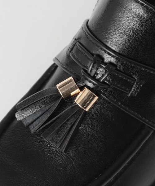 LAKOLE（ラコレ）の「タッセルタンクソールローファー / 970250（ローファー・レディース・ブラック/ブラウン・MEDIUM/LARGE）」の5枚目の写真