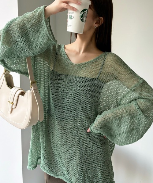 COCOMOMO（ココモモ）の「ゆるVネック メッシュ ローゲージ ルーズニット（ニット/セーター・レディース・ベージュ/ブラック/ホワイト/グリーン・FREE）」の4枚目の写真