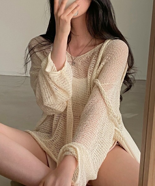 COCOMOMO（ココモモ）の「ゆるVネック メッシュ ローゲージ ルーズニット（ニット/セーター・レディース・ベージュ/ブラック/ホワイト/グリーン・FREE）」の15枚目の写真