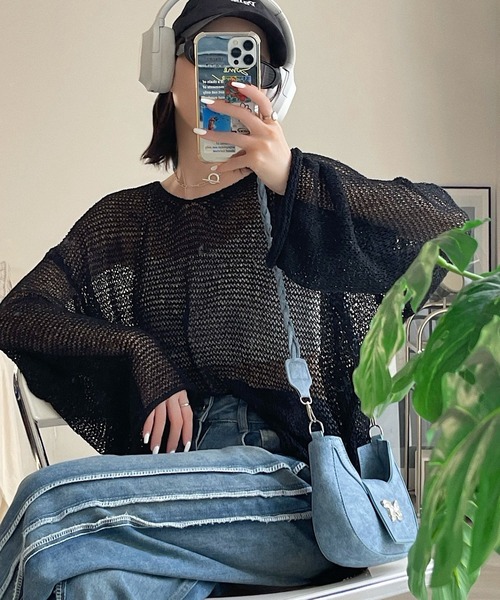 COCOMOMO（ココモモ）の「ゆるVネック メッシュ ローゲージ ルーズニット（ニット/セーター・レディース・ベージュ/ブラック/ホワイト/グリーン・FREE）」の21枚目の写真