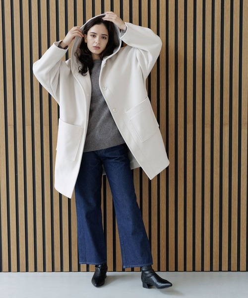 LAKOLE(ラコレ)の「MRストレートデニム / 975976(デニムパンツ・レディース・ブラック/ブルー/ネイビー・MEDIUM/SMALL)」の18枚目の写真