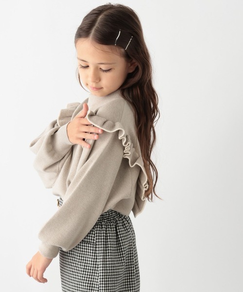 GLOBAL WORK(グローバルワーク)の「メルティフリルニットプルオーバー/199182(ニット/セーター・キッズ・グリーン/オフホワイト/ベージュ/サックスブルー/ブラック・150cm/140cm/130cm/160cm/110cm/100cm/120cm)」の3枚目の写真