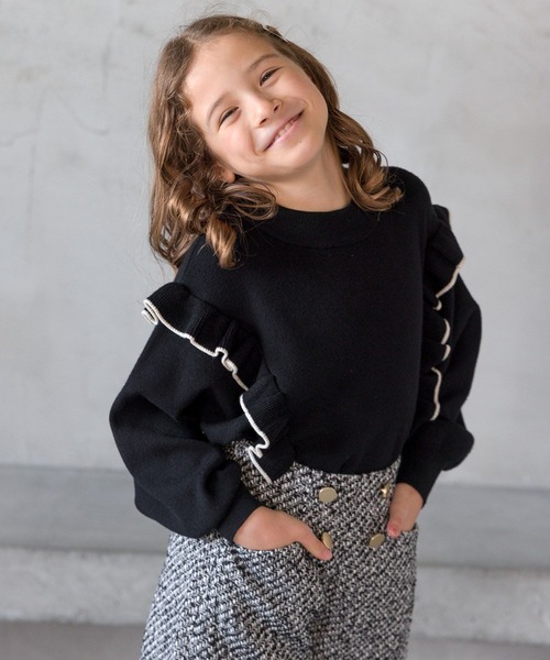 GLOBAL WORK(グローバルワーク)の「メルティフリルニットプルオーバー/199182(ニット/セーター・キッズ・グリーン/オフホワイト/ベージュ/サックスブルー/ブラック・150cm/140cm/130cm/160cm/110cm/100cm/120cm)」の2枚目の写真