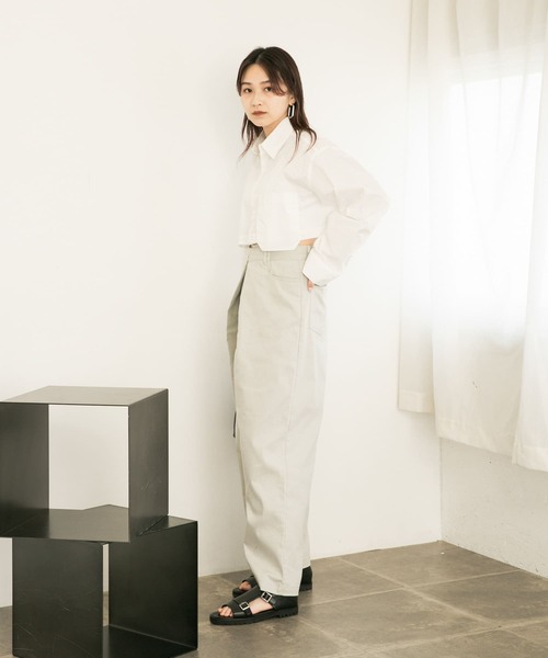 KBF（ケイビーエフ）の「クロップドショートシャツ（シャツ/ブラウス・レディース・ピンク/ライトブルー/オフホワイト・ONE）」の20枚目の写真