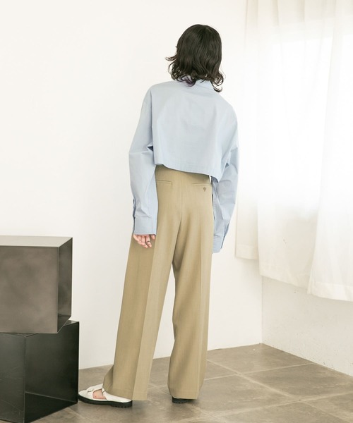 KBF（ケイビーエフ）の「クロップドショートシャツ（シャツ/ブラウス・レディース・ピンク/ライトブルー/オフホワイト・ONE）」の10枚目の写真