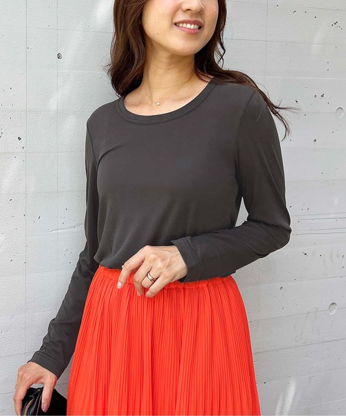 PICCIN(ピッチン)の「UネックモダールロンT(Tシャツ/カットソー・レディース・チャコールグレー/ブラウン/ボルドー・M)」の2枚目の写真