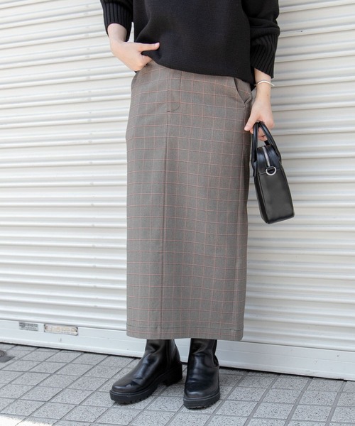 FORK&SPOON（フォークアンドスプーン）の「『防シワ』『イージーケア』FORK&SPOON　ideal stretch ストレートスカート（スカート・レディース・チェック/ブラック・1/2）」の4枚目の写真