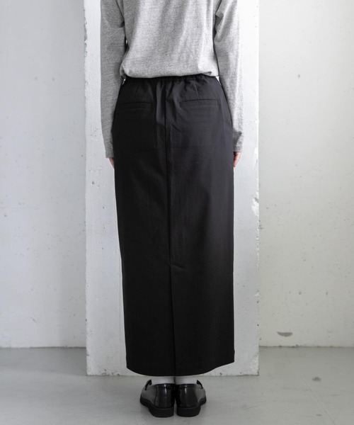 FORK&SPOON（フォークアンドスプーン）の「『防シワ』『イージーケア』FORK&SPOON　ideal stretch ストレートスカート（スカート・レディース・チェック/ブラック・1/2）」の14枚目の写真