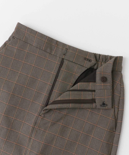 FORK&SPOON（フォークアンドスプーン）の「『防シワ』『イージーケア』FORK&SPOON　ideal stretch ストレートスカート（スカート・レディース・チェック/ブラック・1/2）」の20枚目の写真