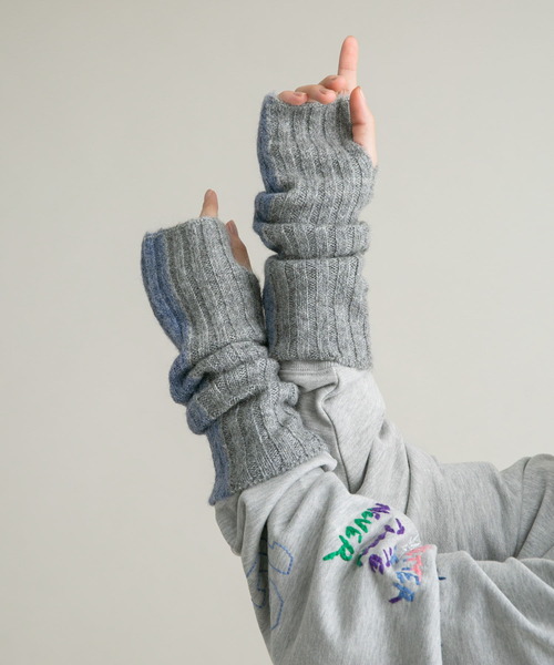 KBF（ケイビーエフ）の「バイカラーリブアームウォーマー（手袋・レディース・ブルー系その他/グレー系その他・ONE）」の2枚目の写真