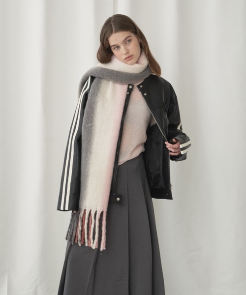 GIUNON gradation scarf /グラデーションマフラー タグ付き GIUNON（ジウノン）の「gradation scarf / グラデーションマフラー