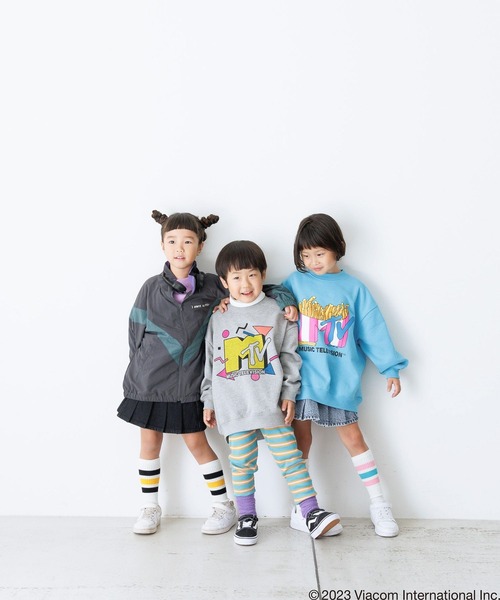 LOWRYS FARM（ローリーズファーム）の「ＭＴＶウラケ　986969（スウェット・キッズ・ブルー/グレー/チャコールグレー・150cm/140cm/120cm/130cm/110cm）」の4枚目の写真