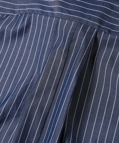 STUDIO.R330(ステュディオ アール スリーサーティー)の「STRIPED SHIRT - BOYFRIEND FIT(シャツ/ブラウス・レディース・グレー/ホワイト/ネイビー・M)」の4枚目の写真