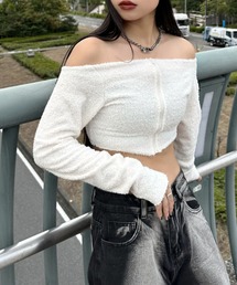 【LVEU.】フロントジップオフショルプードルニットトップス / トップス マイクロフリース フリース オフショル ジップ ファスナー ふわふわ モノトーン ブラック ホワイト アイボリー