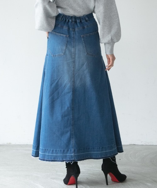 M.deux（エムドゥ）の「～サイド切替デニムロングスカート～（デニムスカート・レディース・ネイビー/ブルー・MEDIUM）」の7枚目の写真