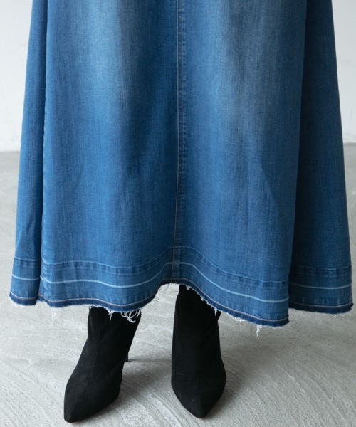 M.deux（エムドゥ）の「～サイド切替デニムロングスカート～（デニムスカート・レディース・ネイビー/ブルー・MEDIUM）」の11枚目の写真