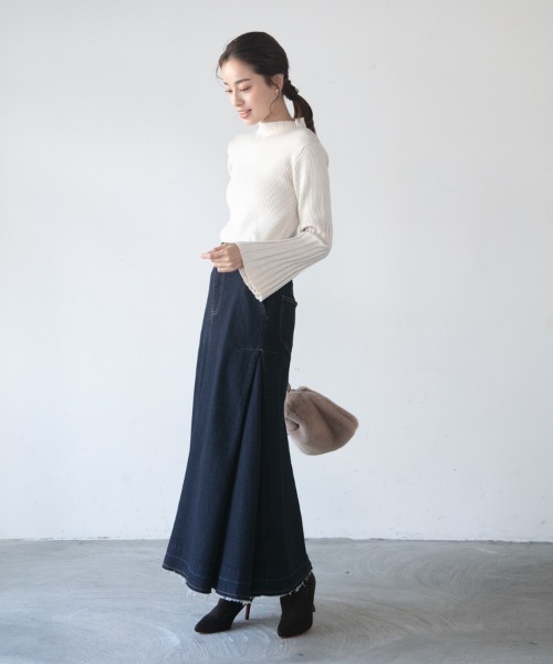 M.deux（エムドゥ）の「～サイド切替デニムロングスカート～（デニムスカート・レディース・ネイビー/ブルー・MEDIUM）」の13枚目の写真