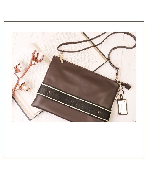 Clelia(クレリア)の「【Serena/セレーナ】2way縦型サコッシュ(ショルダーバッグ・レディース・ブラウン/ブラック/ベージュ/ダークブラウン・ONE SIZE)」の10枚目の写真