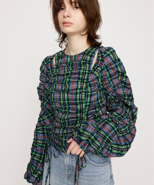 SLY(スライ)の「CUT OUT VOLUME SLEEVE TOPS カット アウト ボリューム スリーブ トップス(シャツ/ブラウス・レディース・マルチ/ブラック系その他2・FREE)」の21枚目の写真