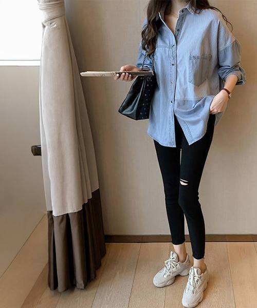 Miniministore(ミニミニストア)の「デニム風シャツブラウス レディース(シャツ/ブラウス・レディース・インディゴブルー/サックスブルー・XL/L)」の4枚目の写真