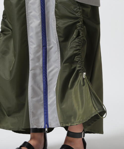 UN3D.（アンスリード）の「UN3D./アンスリード/MA-1 DOCKING SK/MA-1ドッキングスカート（スカート・レディース・カーキ/ブラック・36）」の17枚目の写真