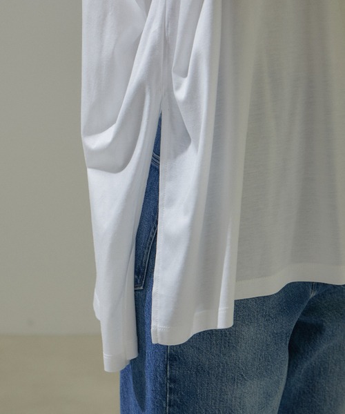 SALON adam et rope'(サロン アダム エ ロペ)の「【雑誌掲載】スムースフロープルオーバー/ビッグTシャツ【接触冷感・UVケア】(Tシャツ/カットソー・レディース・ブラック/ベージュ/ホワイト・FREE)」の19枚目の写真