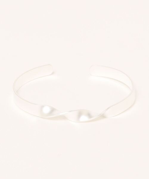 Three Four Time(スリーフォータイム)の「ツイストマットバングル(バングル/リストバンド・レディース・シルバー/ゴールド・FREE)」の13枚目の写真