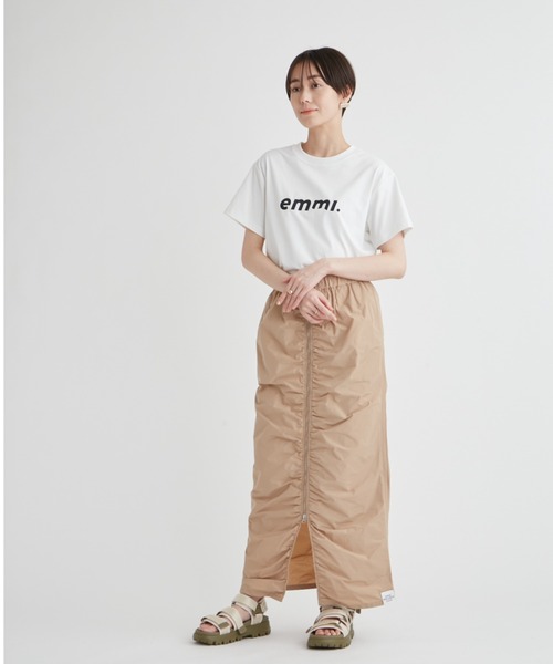 emmi(エミ)の「eco emmiロゴUVカットTシャツ(Tシャツ/カットソー・レディース・ベージュ/ホワイト/チャコールグレー/ブルー・FREE)」の13枚目の写真