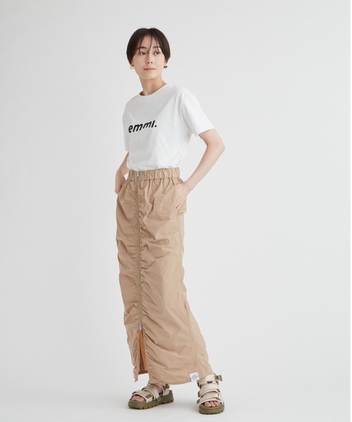 emmi(エミ)の「eco emmiロゴUVカットTシャツ(Tシャツ/カットソー・レディース・ベージュ/ホワイト/チャコールグレー/ブルー・FREE)」の14枚目の写真