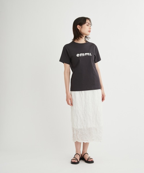 emmi(エミ)の「eco emmiロゴUVカットTシャツ(Tシャツ/カットソー・レディース・ベージュ/ホワイト/チャコールグレー/ブルー・FREE)」の17枚目の写真