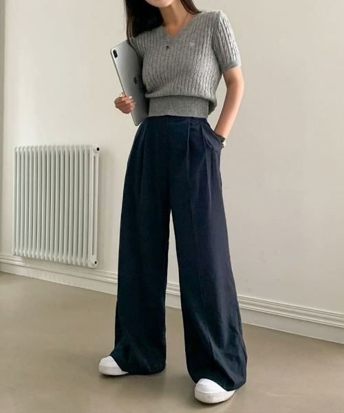 BEIDELLI（ベイデリー）の「[BELLIDE MADE]  ケーブルVネックセミクロップ半袖ニット（ニット/セーター・レディース・スカイブルー/ピンク/イエロー/オートミール/グレー/ネイビー・FREE）」の21枚目の写真