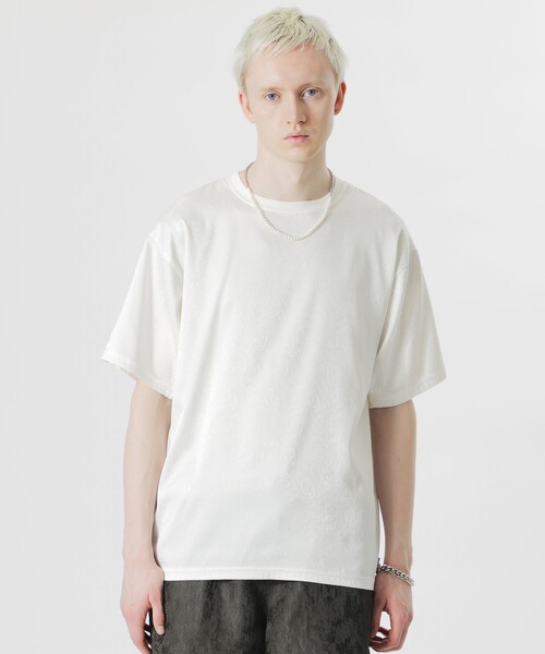 LOVELESS(ラブレス)の「サテンジャカードTシャツ(Tシャツ/カットソー・メンズ・ライトブルー/ブラック/オフホワイト/ピンク系その他3・L/M)」の2枚目の写真