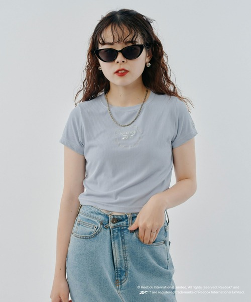 Reebok（リーボック）の「【WEB限定】【Reebok別注】サークルロゴリブミニトップス（Tシャツ/カットソー・レディース・ブラック/ホワイト/スカイブルー・MEDIUM）」の11枚目の写真