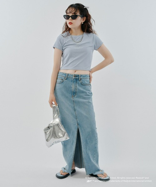 Reebok（リーボック）の「【WEB限定】【Reebok別注】サークルロゴリブミニトップス（Tシャツ/カットソー・レディース・ブラック/ホワイト/スカイブルー・MEDIUM）」の4枚目の写真