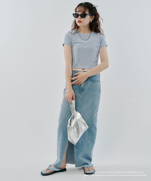 Reebok（リーボック）の「【WEB限定】【Reebok別注】サークルロゴリブミニトップス（Tシャツ/カットソー・レディース・ブラック/ホワイト/スカイブルー・MEDIUM）」の13枚目の写真