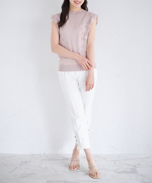 tocco closet(トッコ クローゼット)の「ショルダーフラワーレースニットプルオーバー(ニット/セーター・レディース・ブラック/オフホワイト/グリーン/ピンクベージュ・M)」の16枚目の写真