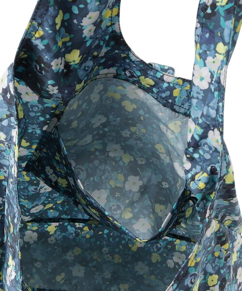 LAURA ASHLEY(ローラアシュレイ)の「【撥水加工/A4収納可】アンクロフト ディッツィー柄 レインバッグ(エコバッグ/サブバッグ・レディース・ピンク系5/ネイビー系/オレンジ系その他2・00)」の12枚目の写真