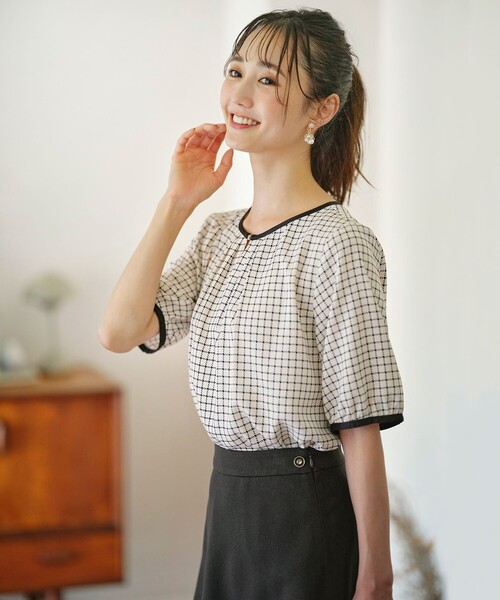 ANY SIS（エニィスィス）の「【洗える】 バイカラータック ブラウス（シャツ/ブラウス・レディース・ブラック系5/ブラック系3・4）」の5枚目の写真
