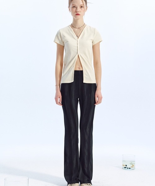 LOWBI（ロウビ）の「LOWBI／Ｖネックカーディガン（カーディガン/ボレロ・レディース・ブラック/クリーム・FREE）」の11枚目の写真